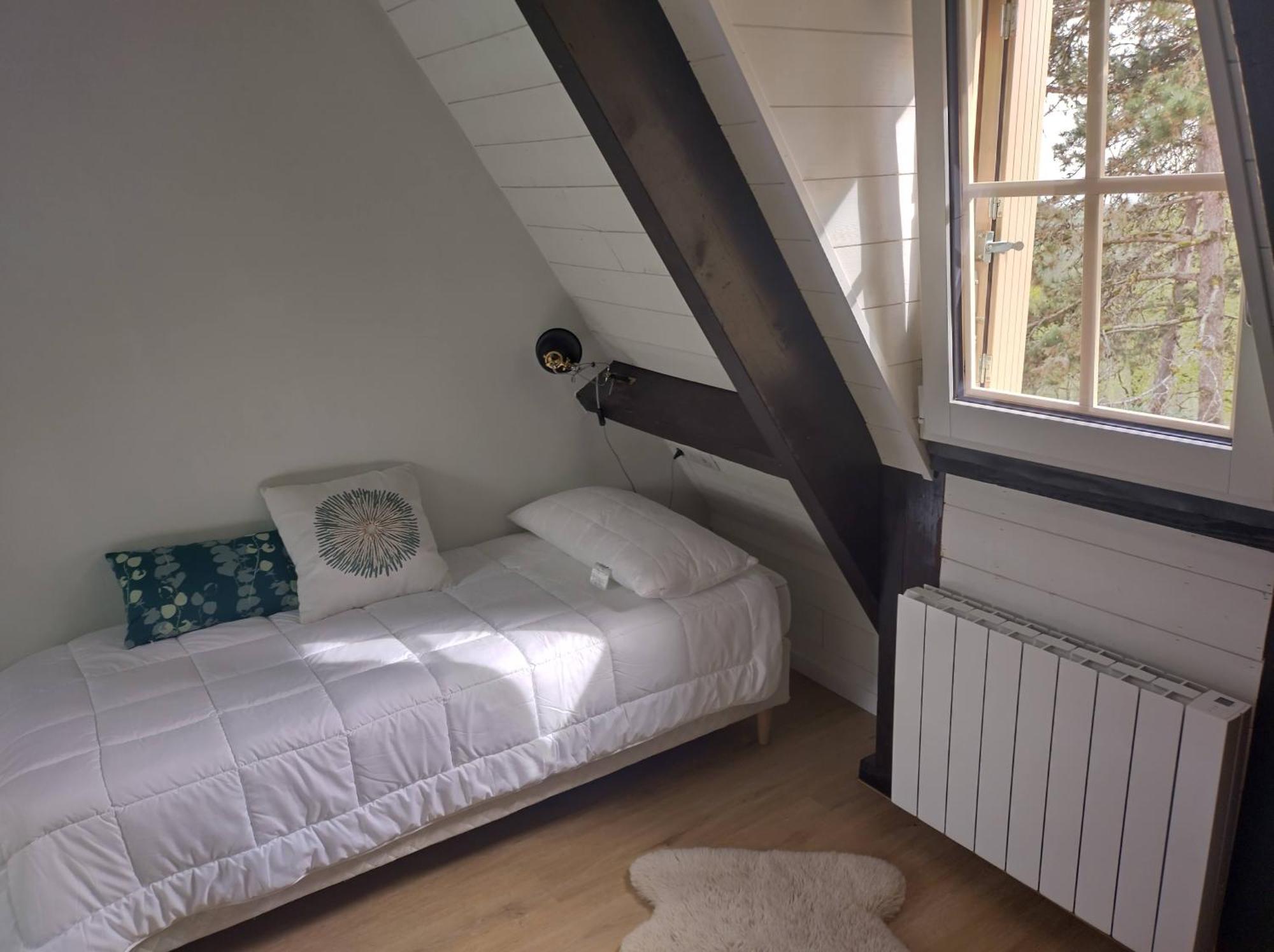 Les Bernardies Simeyrols Ruang foto